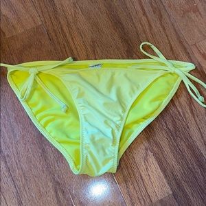 String bikini bottom